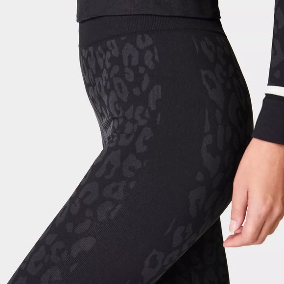 Leopard Jacquard Base Layer Leggings - Picture 6 of 14